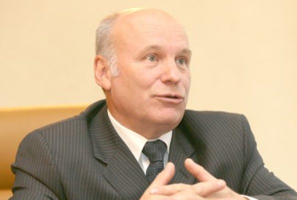 SIF Transilvania, în pragul puciului? Acţionarii anonimi cumpără în draci sute de mii de acţiuni